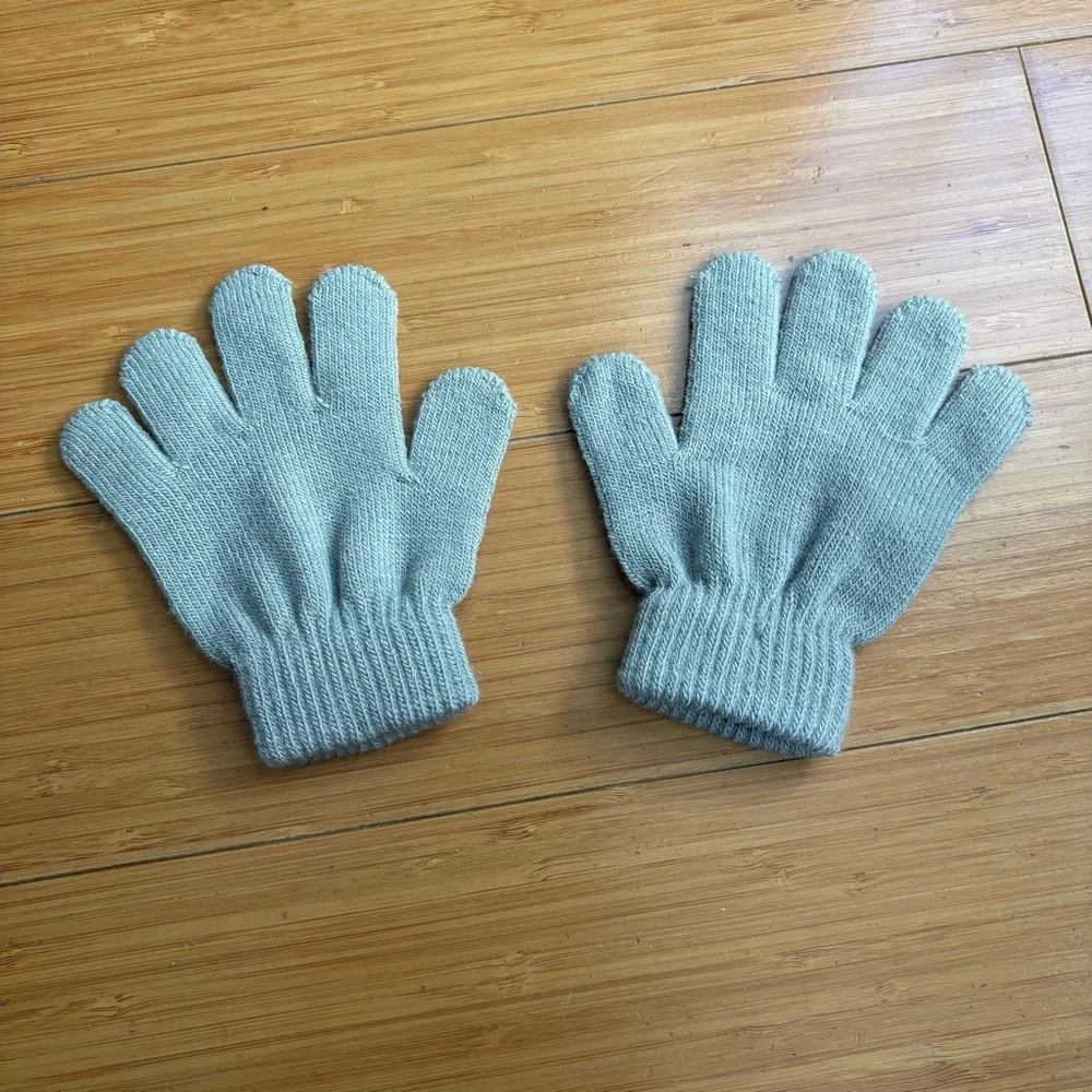 Kids Cozy Knit Gloves Set - Blue and Gray